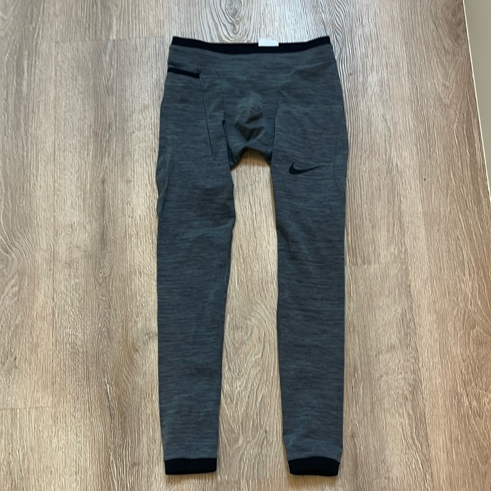 Men’s Nike Pro Dri fit tights size small